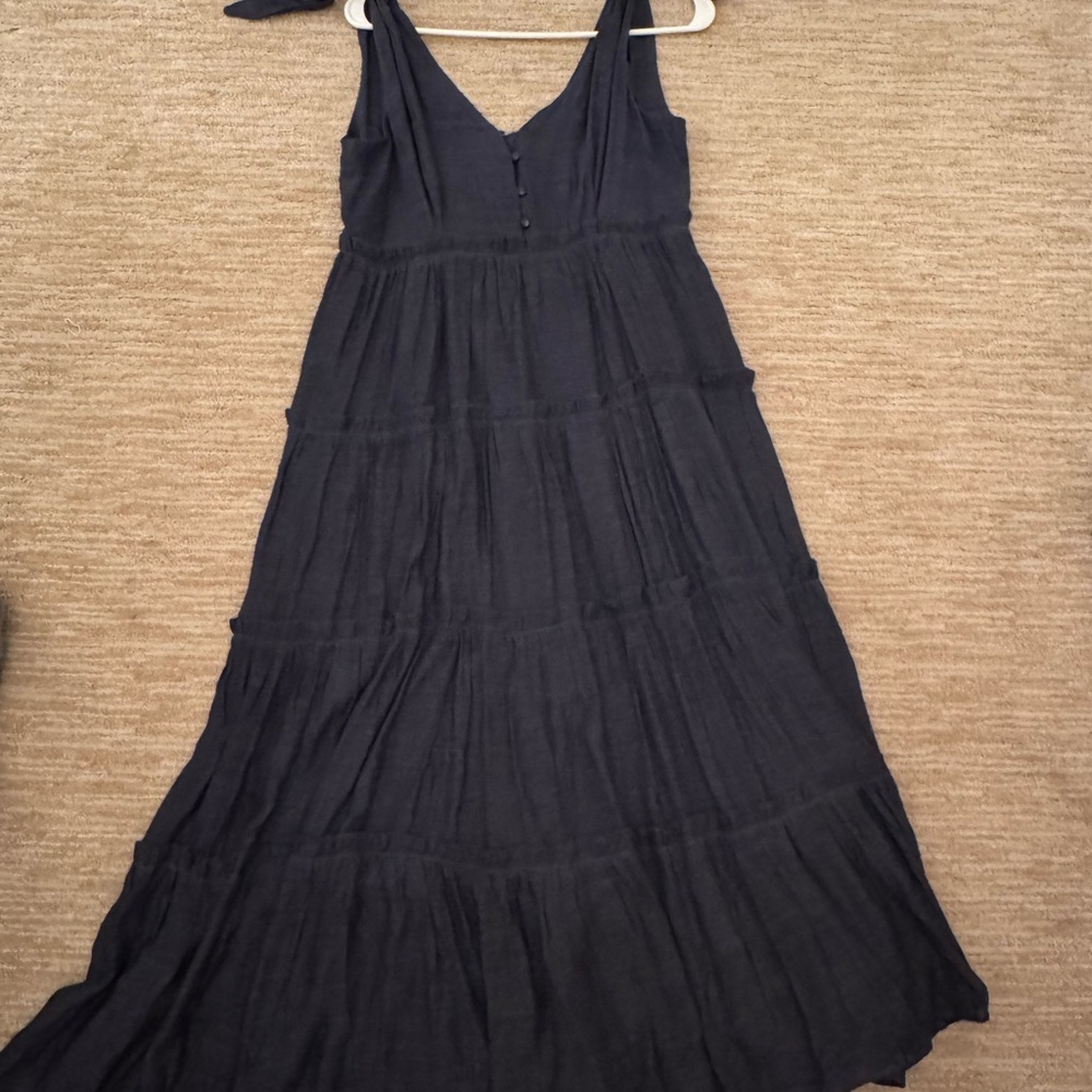 Elegant Black Maxi Dress